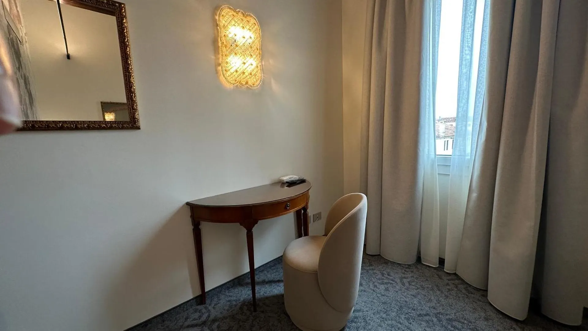 Hotel Ai Due Fanali Adults Only Venedig