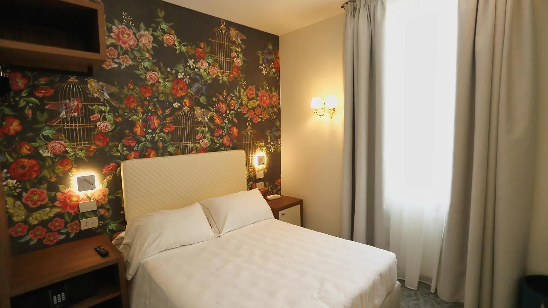 Hotel Ai Due Fanali Venezia 3*,