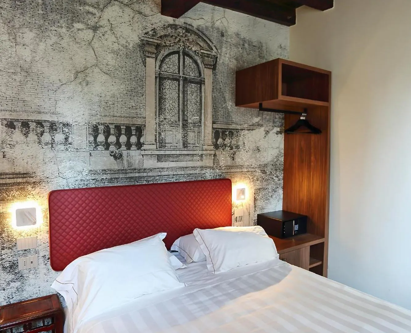 ***  Hotel Ai Due Fanali Venezia Italia