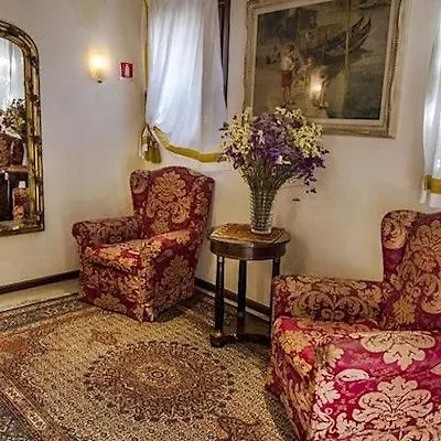 Hotel Ai Due Fanali Adults Only Venedig