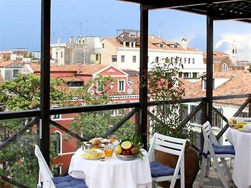 Hotel Ai Due Fanali Venezia Italia